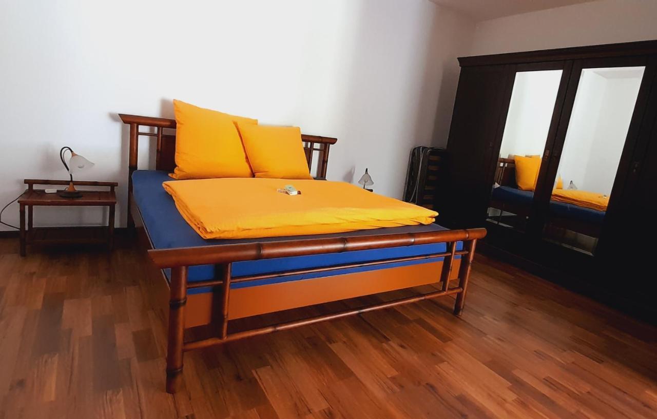 Ferienwohnung Aroma Moselblick Бурген Екстериор снимка