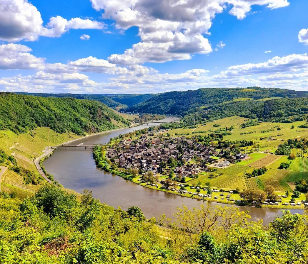 Ferienwohnung Aroma Moselblick Бурген Екстериор снимка